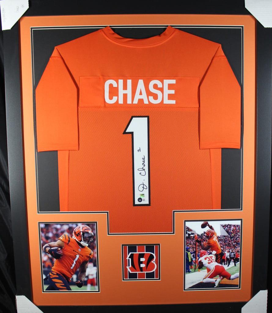 : Ja'Marr Chase Pre Printed Signature Signed Mounted